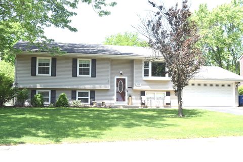 306 Greenfield Circle Geneva IL 60134