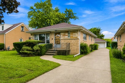 7321 N Nora Avenue Niles IL 60714