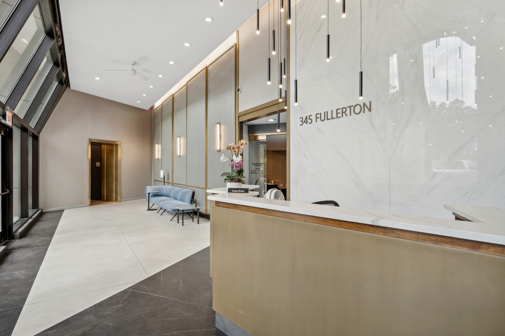 345 W Fullerton Parkway 601