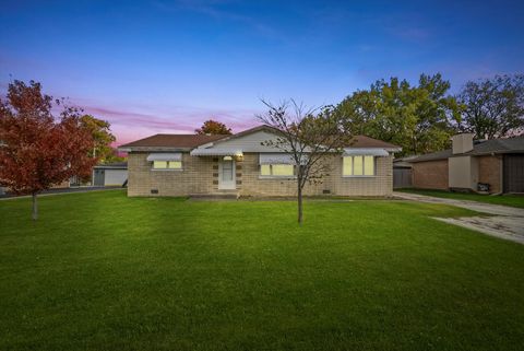 8521 S 83rd Avenue Hickory Hills IL 60457