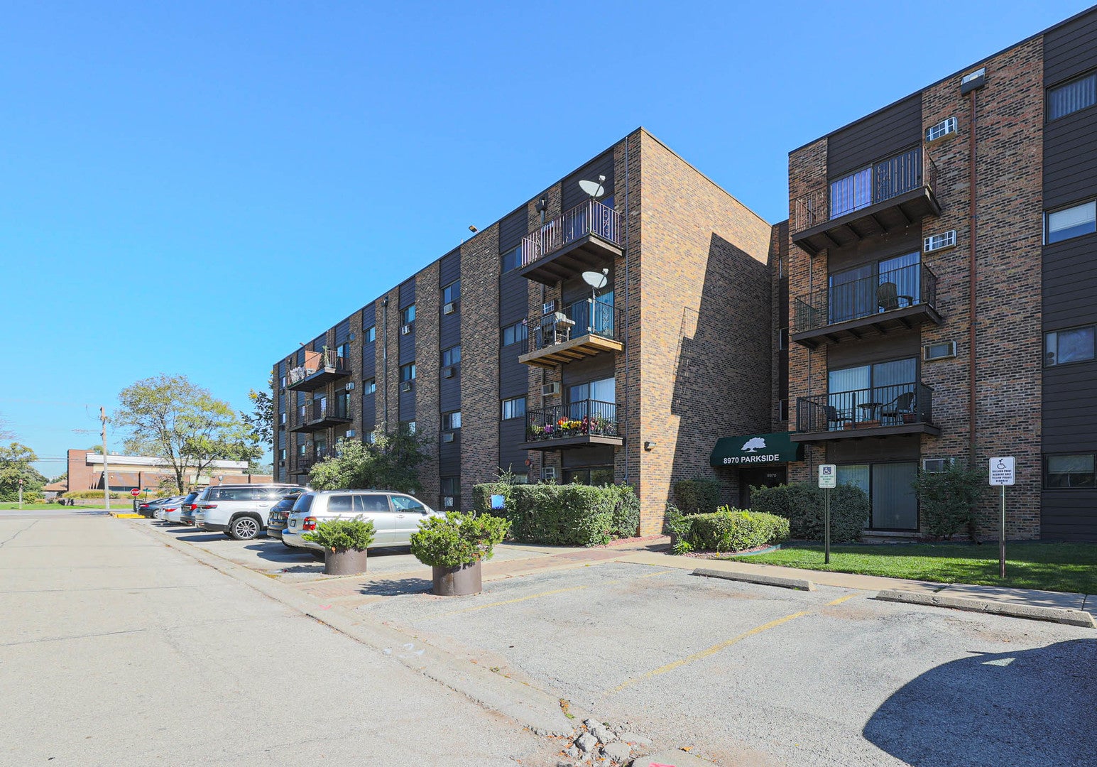 8970 N Parkside Avenue 106