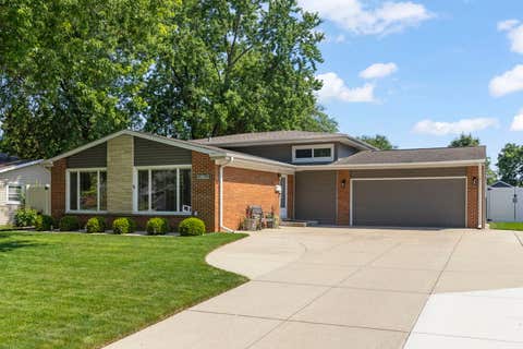 15W621 Diversey Avenue, Elmhurst, IL 60126 - #: 12699030
