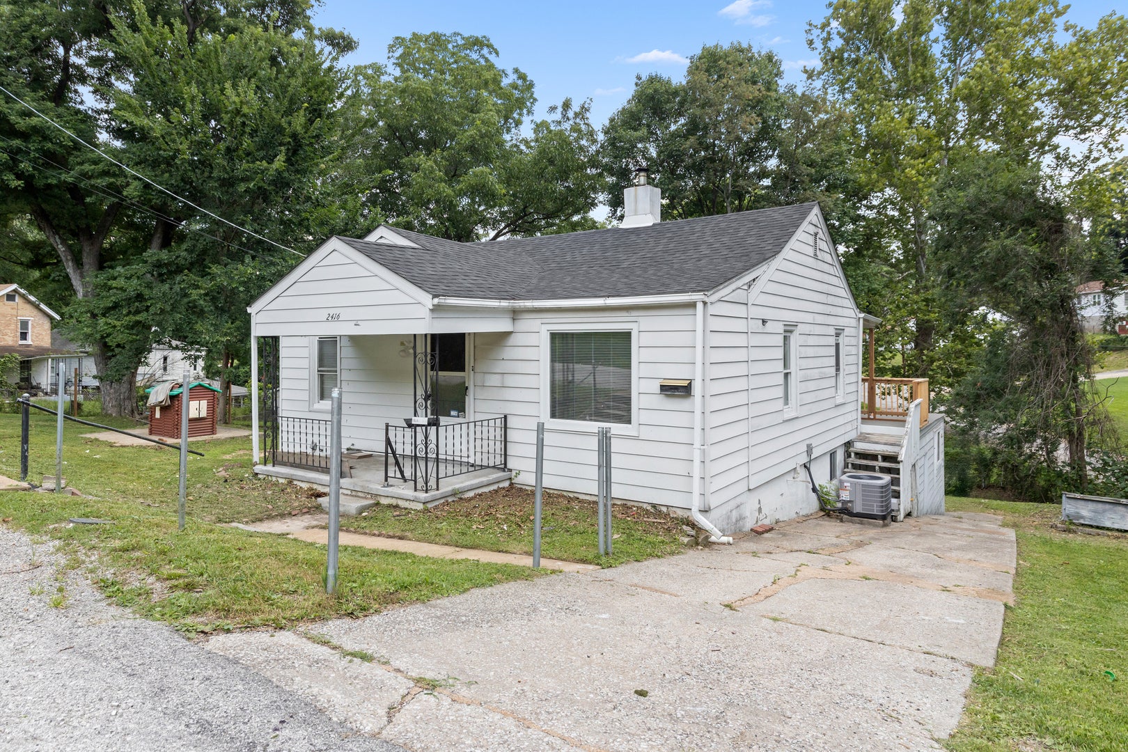 2416 Arthur Street