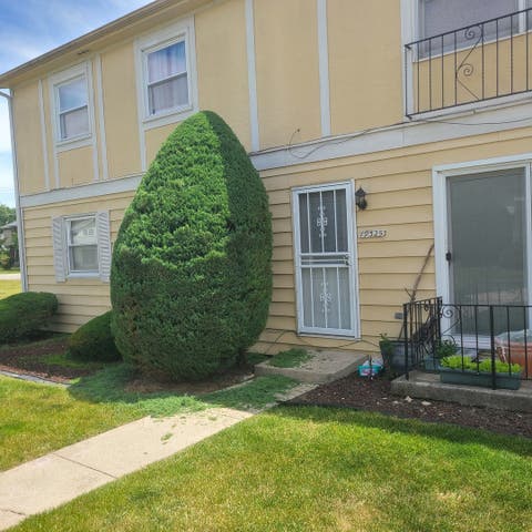Photo of 19325 Oakwood Avenue, Country Club Hills, IL 60478 (MLS # 12740359)