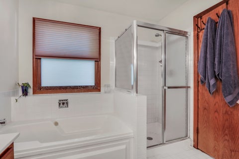 Tiny photo for 90 Southfield Drive, Vernon Hills, IL 60061 (MLS # 12662980)