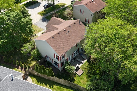 Tiny photo for 90 Southfield Drive, Vernon Hills, IL 60061 (MLS # 12662980)