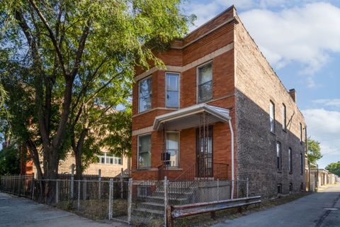 2243 S Damen Avenue Chicago IL 60608