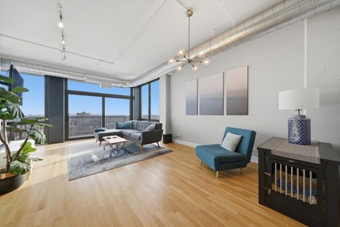 Tiny photo for 1530 S State Street #15R, Chicago, IL 60605 (MLS # 12618495)