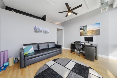 Tiny photo for 1530 S State Street #15R, Chicago, IL 60605 (MLS # 12618495)