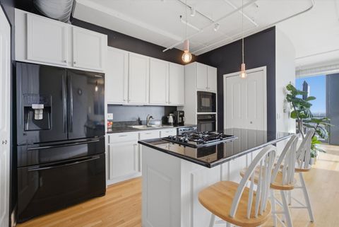 Tiny photo for 1530 S State Street #15R, Chicago, IL 60605 (MLS # 12618495)
