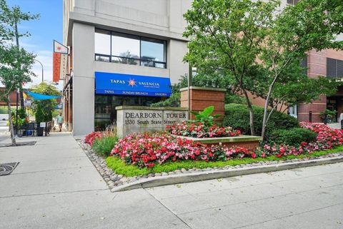 Tiny photo for 1530 S State Street #15R, Chicago, IL 60605 (MLS # 12618495)