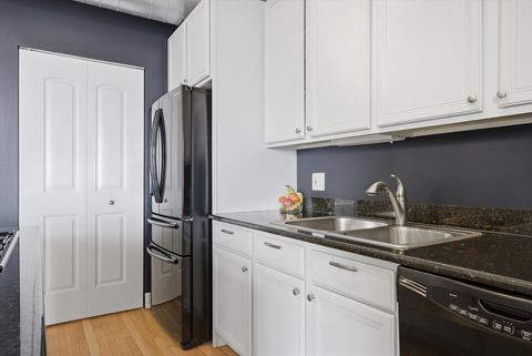 Tiny photo for 1530 S State Street #15R, Chicago, IL 60605 (MLS # 12618495)