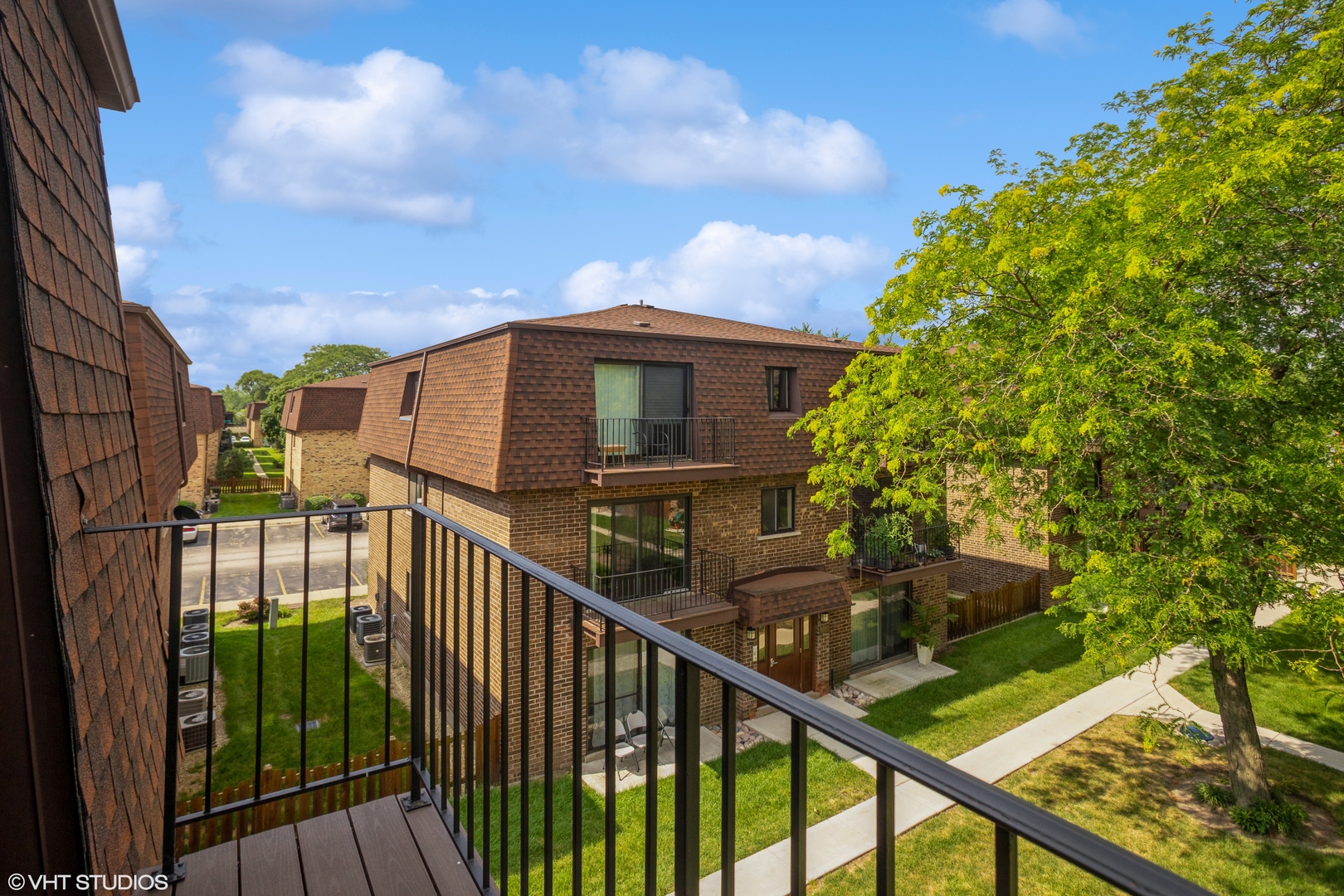 9805 Bianco Terrace F
