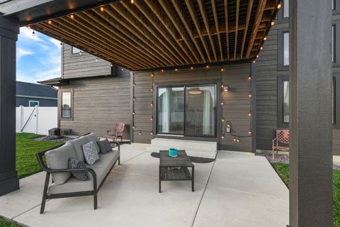 Tiny photo for 9343 Iris Drive, St. John, IN 46373 (MLS # 12578544)