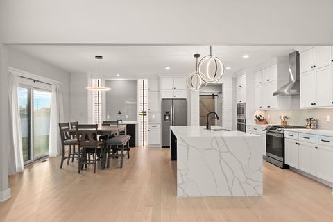 Tiny photo for 9343 Iris Drive, St. John, IN 46373 (MLS # 12578544)