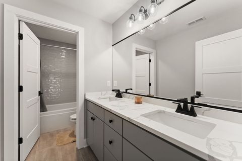 Tiny photo for 9343 Iris Drive, St. John, IN 46373 (MLS # 12578544)