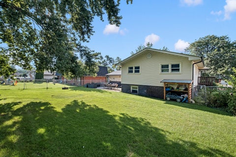 Tiny photo for 18W076 71st Street, Darien, IL 60561 (MLS # 12745124)
