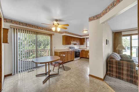 Tiny photo for 800 Big Bear Trail, Cary, IL 60013 (MLS # 12472675)