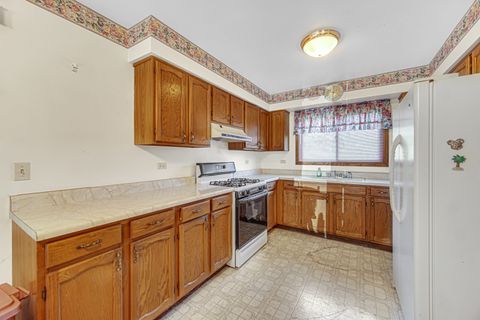 Tiny photo for 800 Big Bear Trail, Cary, IL 60013 (MLS # 12472675)