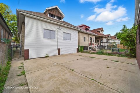 Tiny photo for 7725 S Wood Street, Chicago, IL 60620 (MLS # 12440929)