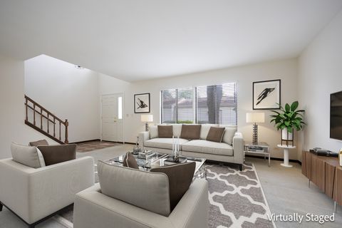 Tiny photo for 1525 Yale Court #1525, Elk Grove Village, IL 60007 (MLS # 12694877)