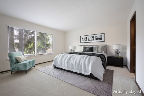Tiny photo for 1525 Yale Court #1525, Elk Grove Village, IL 60007 (MLS # 12694877)