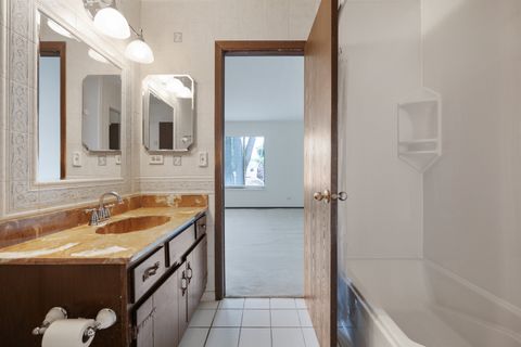 Tiny photo for 1525 Yale Court #1525, Elk Grove Village, IL 60007 (MLS # 12694877)
