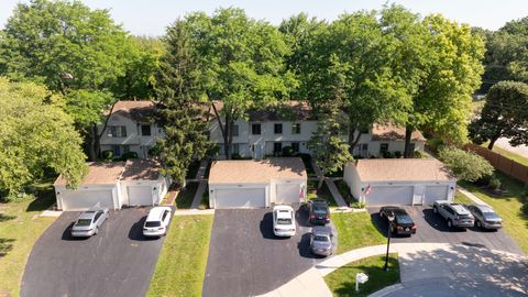 Tiny photo for 1525 Yale Court #1525, Elk Grove Village, IL 60007 (MLS # 12694877)