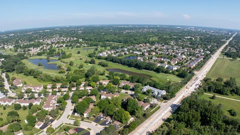 Tiny photo for 1525 Yale Court #1525, Elk Grove Village, IL 60007 (MLS # 12694877)