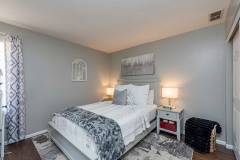 Tiny photo for 17828 W Salisbury Drive, Gurnee, IL 60031 (MLS # 12550108)