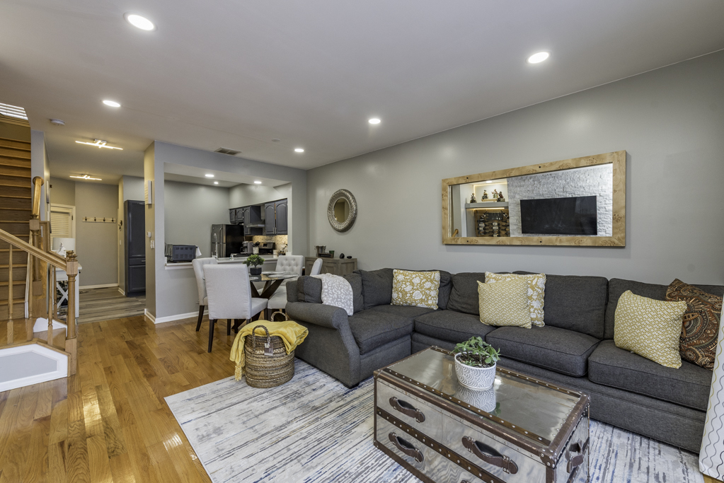 17828 W Salisbury Drive