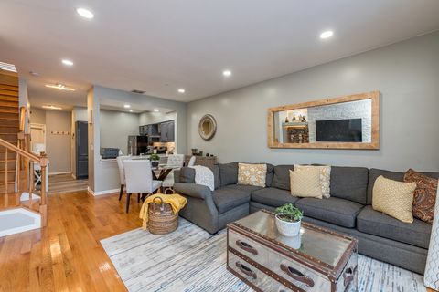 Tiny photo for 17828 W Salisbury Drive, Gurnee, IL 60031 (MLS # 12550108)