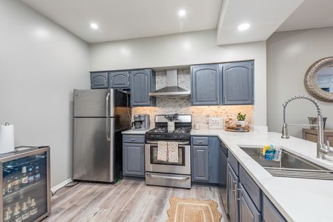 Tiny photo for 17828 W Salisbury Drive, Gurnee, IL 60031 (MLS # 12550108)