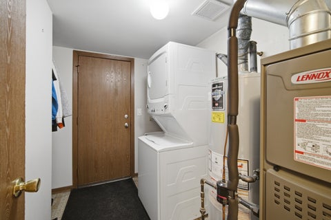 Tiny photo for 951 Manchester Circle #951, Schaumburg, IL 60193 (MLS # 12723669)