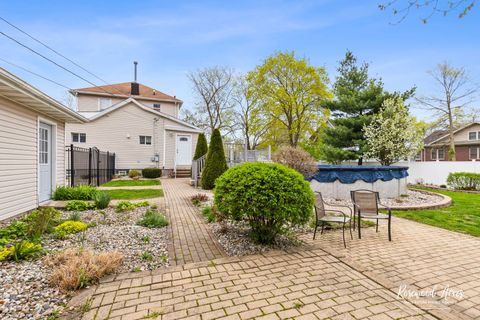Tiny photo for 118 N Hartwell Street, Gilman, IL 60938 (MLS # 12345813)
