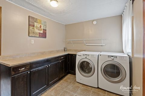 Tiny photo for 118 N Hartwell Street, Gilman, IL 60938 (MLS # 12345813)