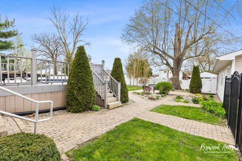 Tiny photo for 118 N Hartwell Street, Gilman, IL 60938 (MLS # 12345813)