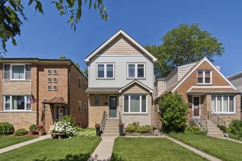 Photo of 827 Lathrop Avenue, Forest Park, IL 60130 (MLS # 12684510)