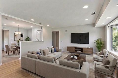 Tiny photo for 1029 Elmwood Avenue, Deerfield, IL 60015 (MLS # 12608142)