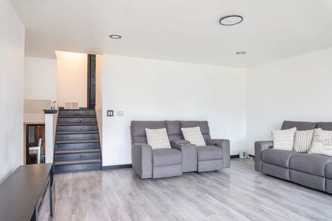 Tiny photo for 213 N Idlewild Avenue, Mundelein, IL 60060 (MLS # 12575629)