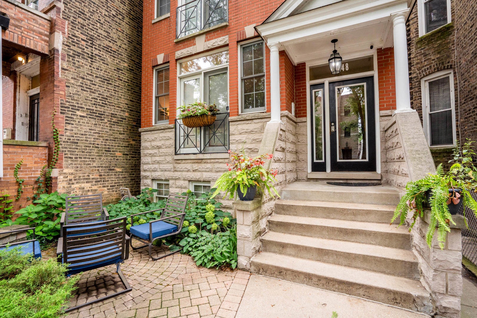3248 N Seminary Avenue 3