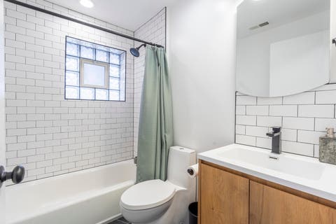 Tiny photo for 3248 N Seminary Avenue #3, Chicago, IL 60657 (MLS # 12725178)