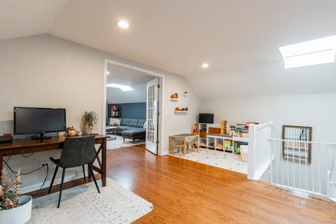 Tiny photo for 3248 N Seminary Avenue #3, Chicago, IL 60657 (MLS # 12725178)