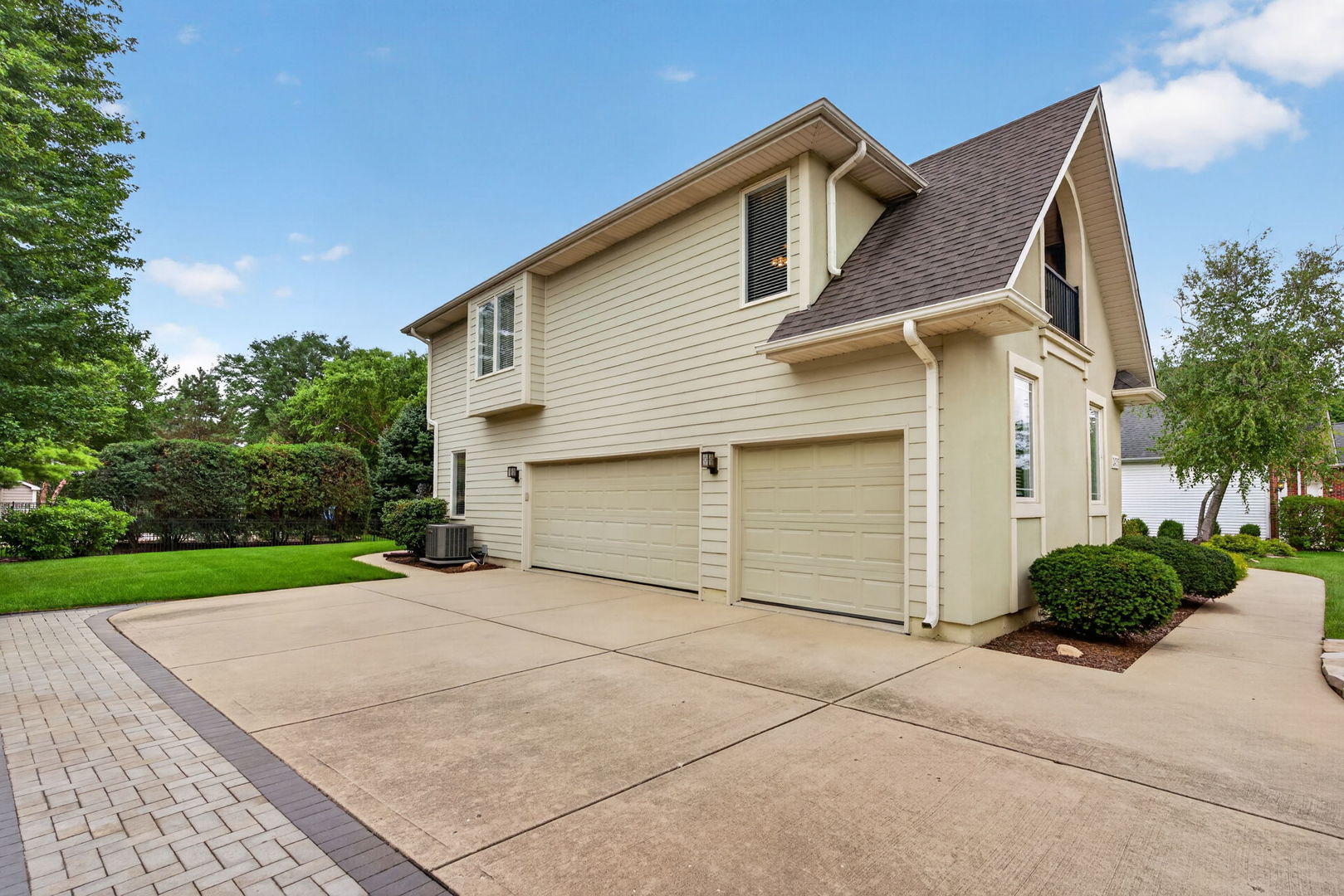 24735 Illini Drive