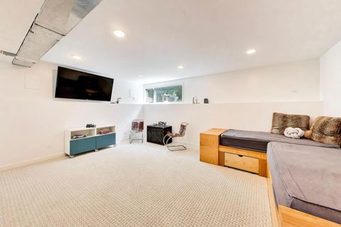 Tiny photo for 820 N Grove Avenue, Oak Park, IL 60302 (MLS # 12617122)