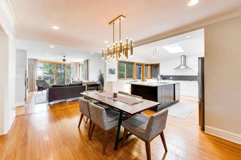 Tiny photo for 820 N Grove Avenue, Oak Park, IL 60302 (MLS # 12617122)