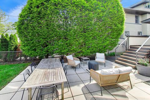 Tiny photo for 820 N Grove Avenue, Oak Park, IL 60302 (MLS # 12617122)