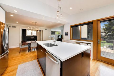Tiny photo for 820 N Grove Avenue, Oak Park, IL 60302 (MLS # 12617122)