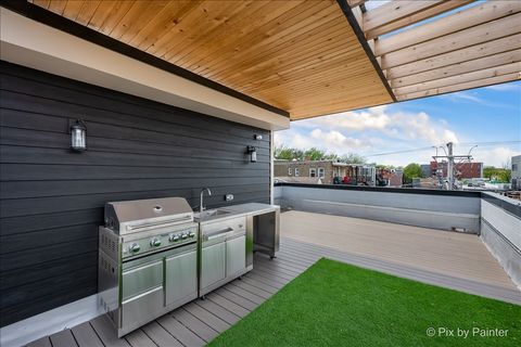 Tiny photo for 2334 N Oakley Avenue, Chicago, IL 60647 (MLS # 12661326)