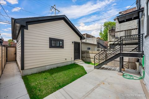 Tiny photo for 2334 N Oakley Avenue, Chicago, IL 60647 (MLS # 12661326)